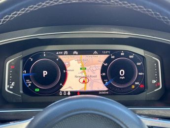 Volkswagen Tiguan 2.0 TDI R-Line Tech DSG Euro 6 (s/s) 5dr