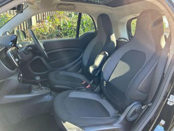 Smart fortwo 17.6kWh Premium Auto 2dr (22kW Charger)