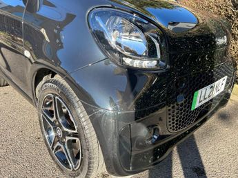 Smart fortwo 17.6kWh Premium Auto 2dr (22kW Charger)
