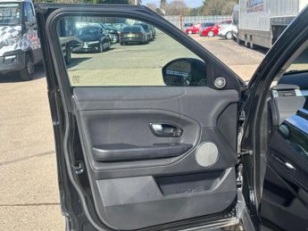 Land Rover Range Rover Evoque 2.0 TD4 SE Auto 4WD Euro 6 (s/s) 5dr