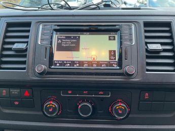 Volkswagen Transporter T32 HIGHLINE TDI BMT 4M VAN SIDE WINDOWS