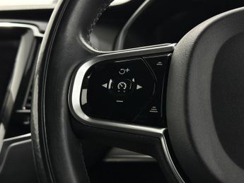 Volvo XC90 2.0 D5 Inscription Geartronic 4WD Euro 6 (s/s) 5dr