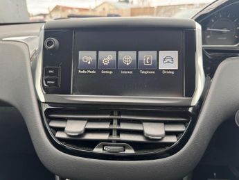 Peugeot 208 1.2 e-VTi PureTech Allure EGC Euro 6 (s/s) 3dr