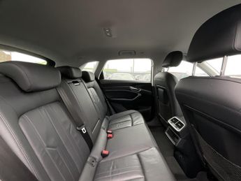 Audi E-Tron TECHNIK 50 QUATTRO