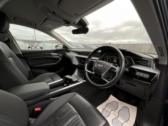 Audi E-Tron TECHNIK 50 QUATTRO