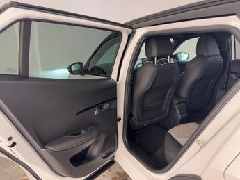 Peugeot E-2008 50kWh GT Premium Auto 5dr