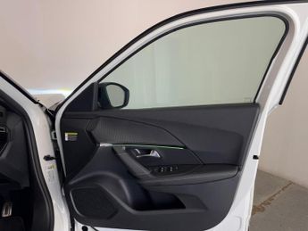 Peugeot E-2008 50kWh GT Premium Auto 5dr