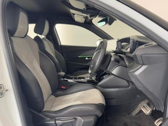 Peugeot E-2008 50kWh GT Premium Auto 5dr