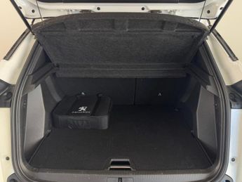 Peugeot E-2008 50kWh GT Premium Auto 5dr