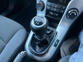 Chevrolet Cruze 1.6 LT Euro 5 5dr