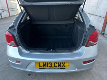 Chevrolet Cruze 1.6 LT Euro 5 5dr