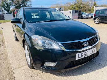 Kia Ceed 1.6 CRDi 2 Euro 4 5dr