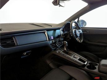 Porsche Macan 2.0T PDK 4WD Euro 6 (s/s) 5dr