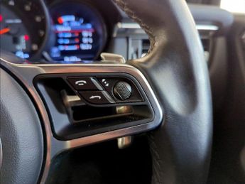 Porsche Macan 2.0T PDK 4WD Euro 6 (s/s) 5dr