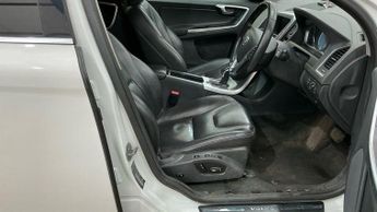 Volvo XC60 2.4 D5 SE Lux Nav Auto AWD Euro 6 (s/s) 5dr