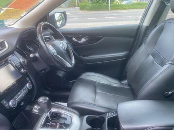 Nissan Qashqai 1.2 DIG-T Tekna XTRON 2WD Euro 6 (s/s) 5dr