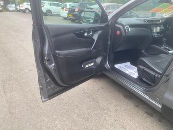 Nissan Qashqai 1.2 DIG-T Tekna XTRON 2WD Euro 6 (s/s) 5dr