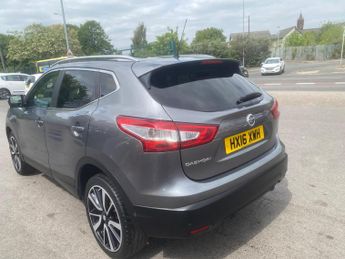 Nissan Qashqai 1.2 DIG-T Tekna XTRON 2WD Euro 6 (s/s) 5dr