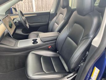 Tesla Model Y (Dual Motor) Long Range Auto 4WDE 5dr