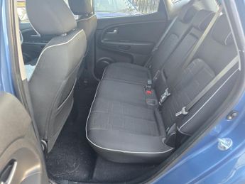 Kia Venga 1.6 2 Auto Euro 5 5dr