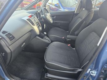 Kia Venga 1.6 2 Auto Euro 5 5dr