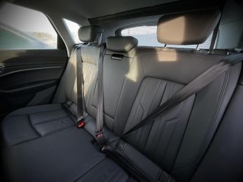 Audi E-Tron TECHNIK 50 QUATTRO
