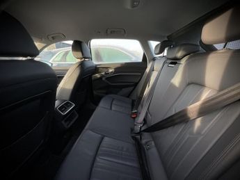 Audi E-Tron TECHNIK 50 QUATTRO