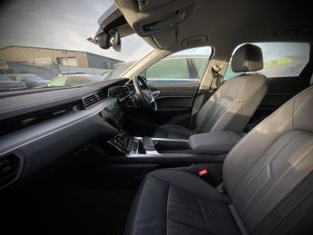 Audi E-Tron TECHNIK 50 QUATTRO