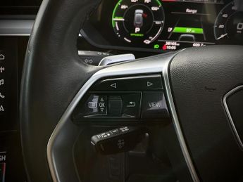 Audi E-Tron TECHNIK 50 QUATTRO