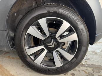 Citroen C3 1.2 PureTech PLUS EAT6 Euro 6 (s/s) 5dr