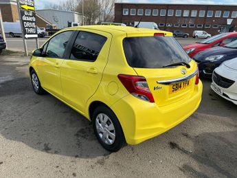 Toyota Yaris 1.33 Dual VVT-i Icon Multidrive S Euro 5 5dr