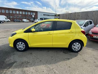 Toyota Yaris 1.33 Dual VVT-i Icon Multidrive S Euro 5 5dr