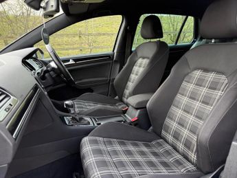 Volkswagen Golf 2.0 TDI BlueMotion Tech GTD DSG Euro 6 (s/s) 5dr