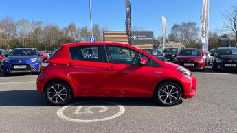 Toyota Yaris 1.5 VVT-h Icon Tech E-CVT Euro 6 (s/s) 5dr