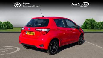 Toyota Yaris 1.5 VVT-h Icon Tech E-CVT Euro 6 (s/s) 5dr