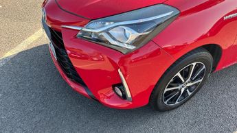 Toyota Yaris 1.5 VVT-h Icon Tech E-CVT Euro 6 (s/s) 5dr