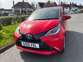 Toyota AYGO 1.0 VVT-i x-play Euro 5 3dr Euro 5