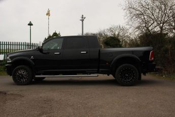 Dodge RAM Ram 3500 6.7L Cummins Mega Cab