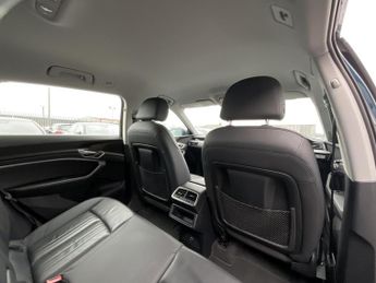 Audi E-Tron TECHNIK 50 QUATTRO