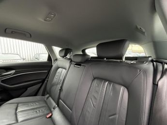 Audi E-Tron TECHNIK 50 QUATTRO