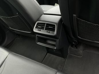 Audi E-Tron TECHNIK 50 QUATTRO
