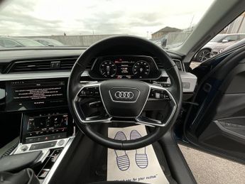 Audi E-Tron TECHNIK 50 QUATTRO