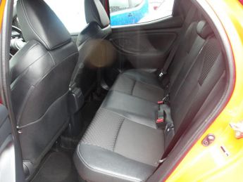 Toyota Yaris 1.5 VVT-h Launch Edition E-CVT Euro 6 (s/s) 5dr