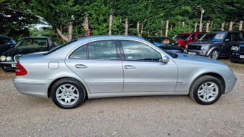 Mercedes-Benz E Class 2.1 E220 CDI Elegance 4dr