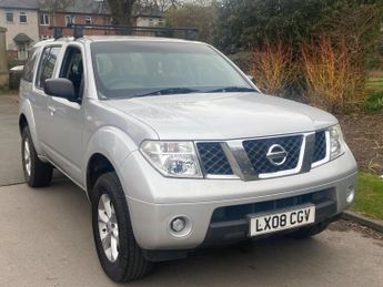 Nissan Pathfinder 2.5 dCi Trek 5dr