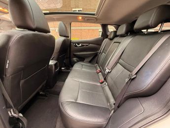 Nissan Qashqai 1.2 DIG-T Tekna 2WD Euro 5 (s/s) 5dr