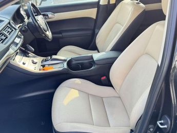 Lexus CT 1.8 200h Premier CVT Euro 6 (s/s) 5dr
