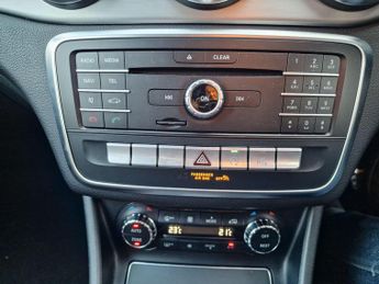 Mercedes-Benz CLA 2.1 CLA220d AMG Line Shooting Brake 7G-DCT Euro 6 (s/s) 5dr