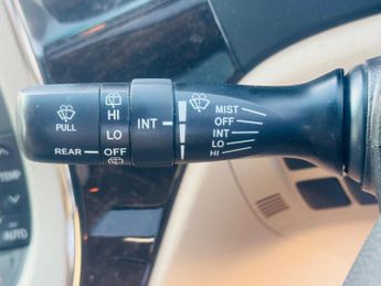 Toyota Alphard Alphard SR 2.5 Hybrid AWD 7-Seats