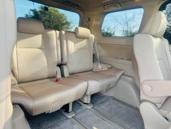 Toyota Alphard Alphard SR 2.5 Hybrid AWD 7-Seats